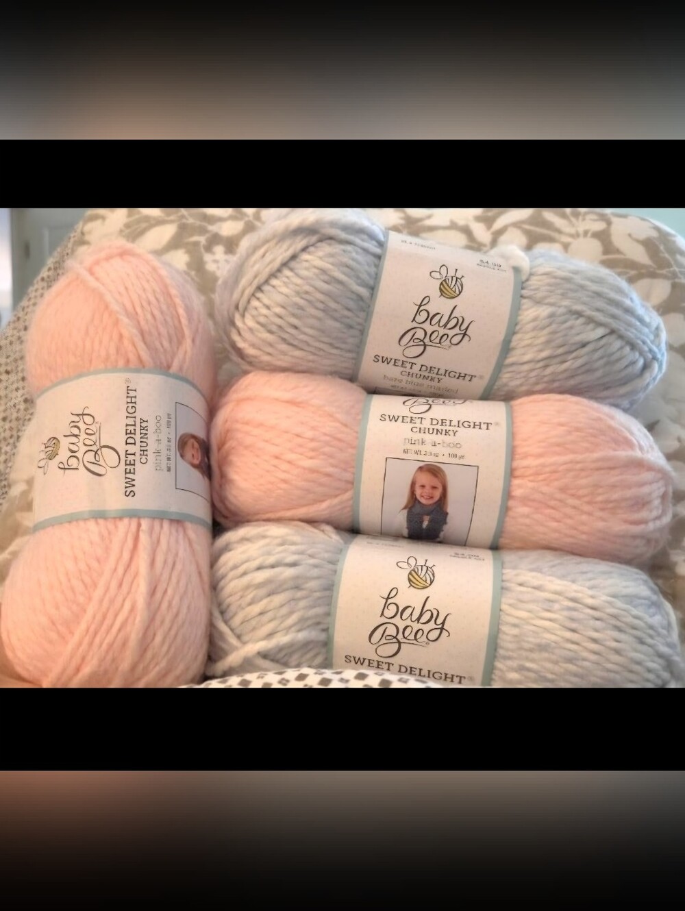 HOBBY LOBBY YARN BEE SWEET DELIGHT CHUNKY YARN MARBLED BLUE & PINK-A-BOO C25
